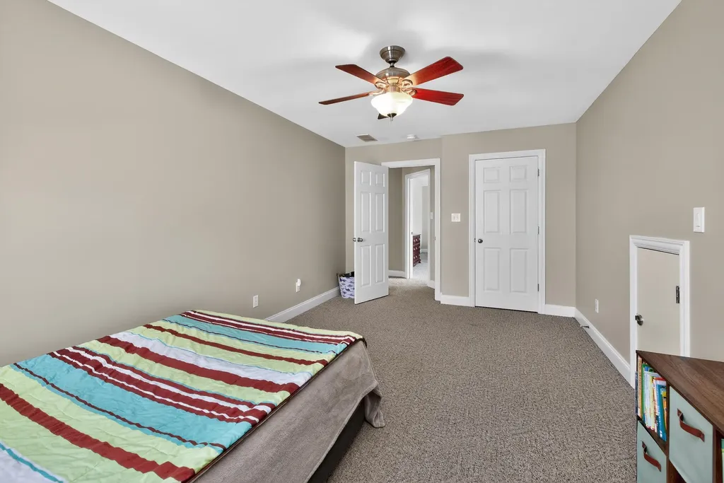 4032 Pine Grove Road Versailles KY 40383