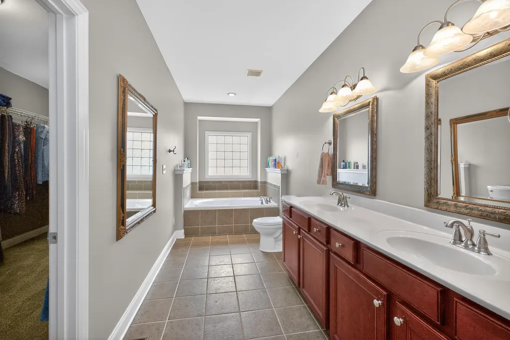 4032 Pine Grove Road Versailles KY 40383
