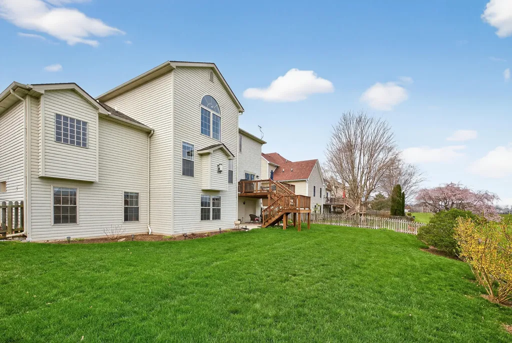 4032 Pine Grove Road Versailles KY 40383