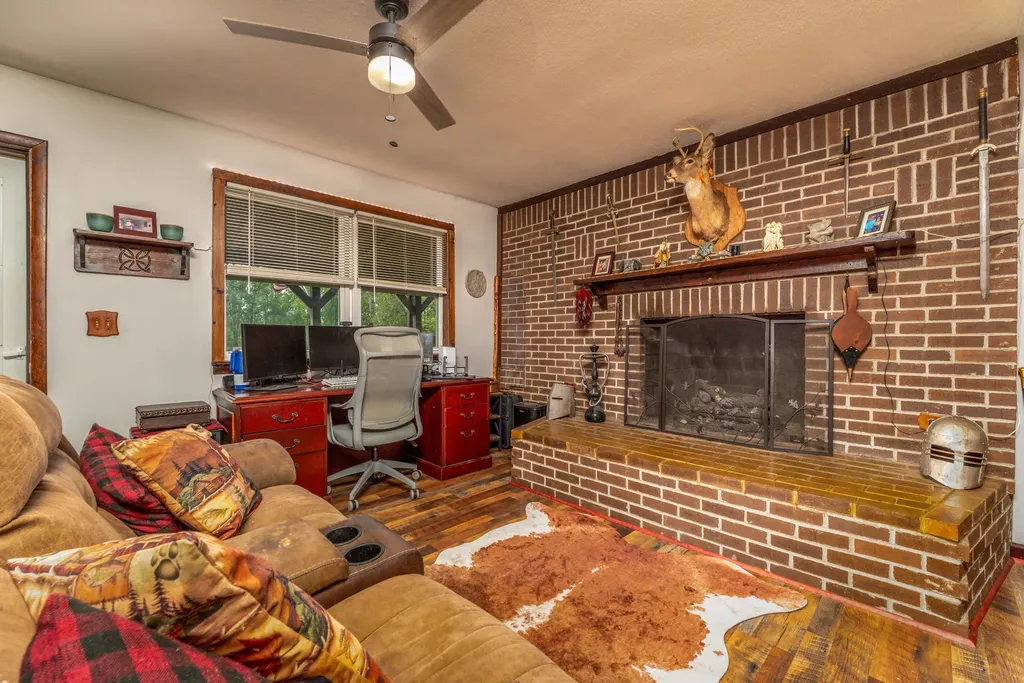 81 Leadrunner Wellington KY 40387