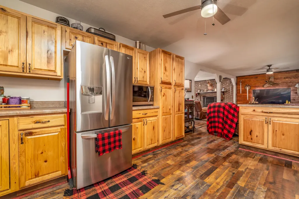 81 Leadrunner Wellington KY 40387