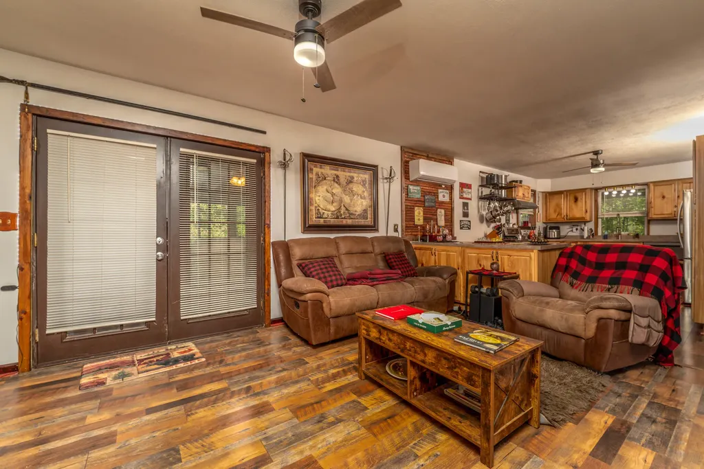 81 Leadrunner Wellington KY 40387