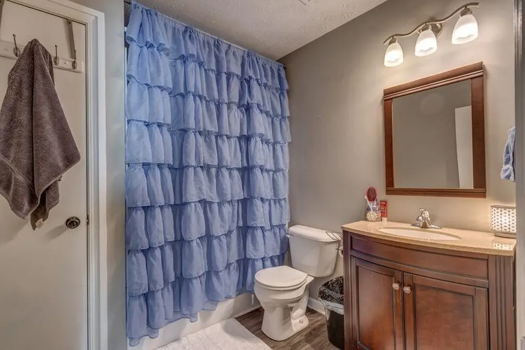 1933 Yorktown Drive Paris KY 40361