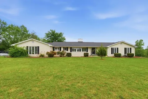 10949 & 10951 E Laurel Road London KY 40741