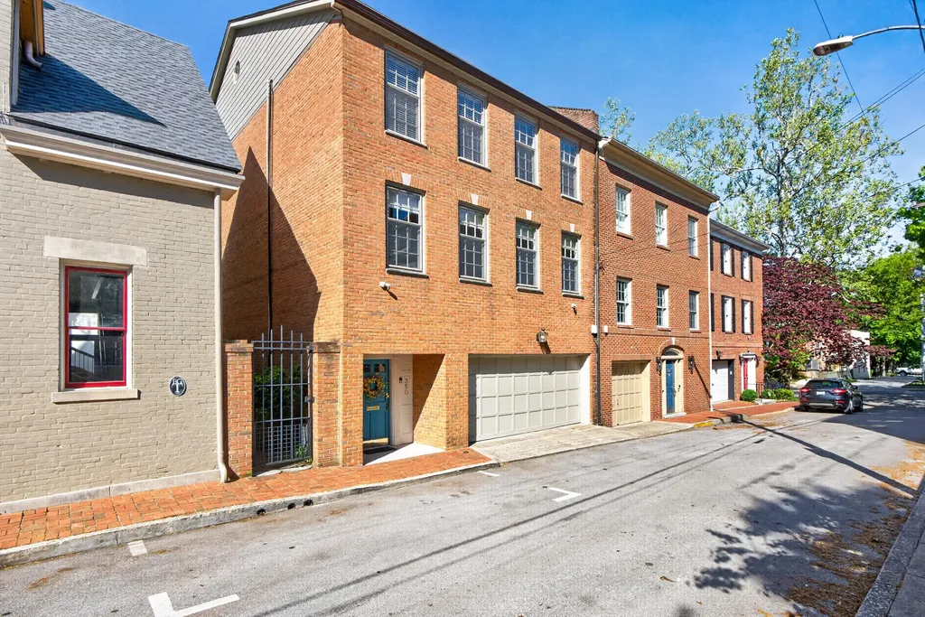 350 New Street Lexington KY 40507