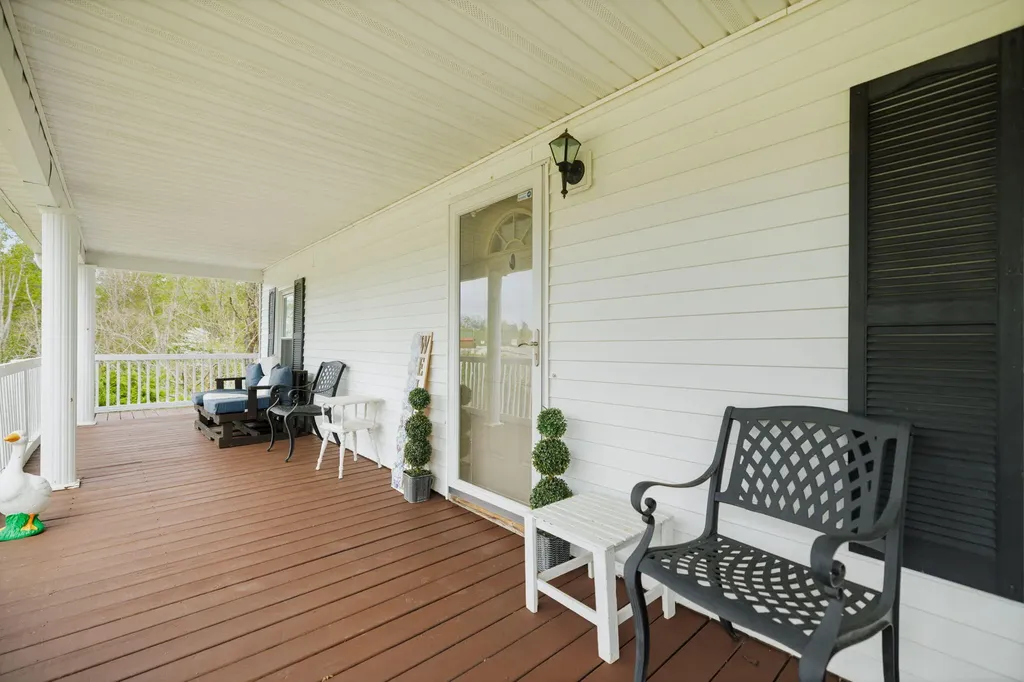 1680 Ky-715 Rogers KY 41365