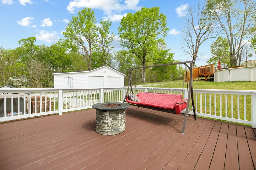 1680 Ky-715 Rogers KY 41365