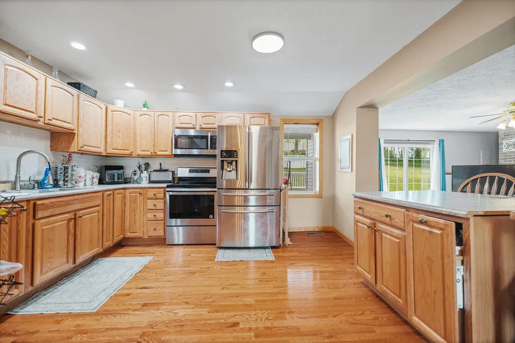 1680 Ky-715 Rogers KY 41365