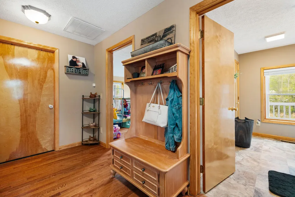 1680 Ky-715 Rogers KY 41365