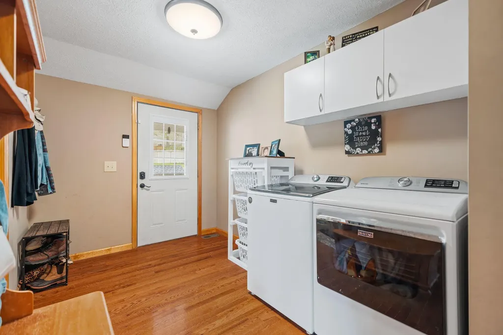 1680 Ky-715 Rogers KY 41365
