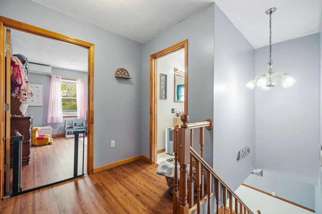 1680 Ky-715 Rogers KY 41365