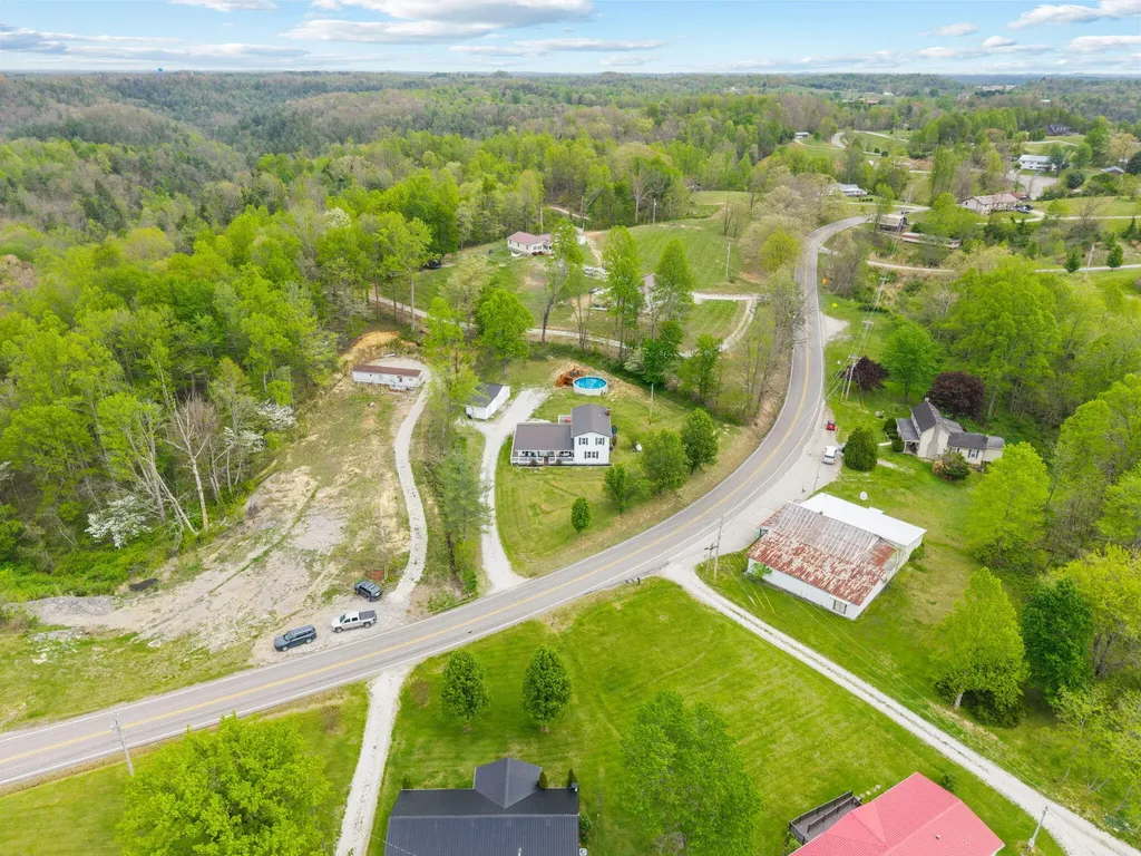 1680 Ky-715 Rogers KY 41365