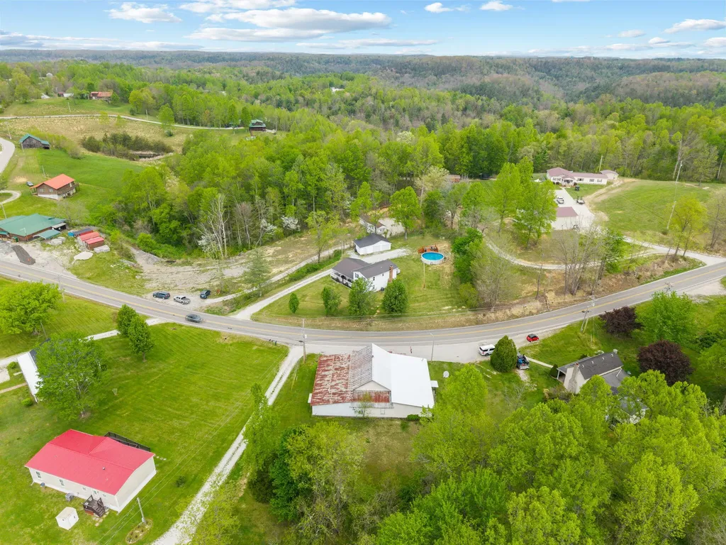 1680 Ky-715 Rogers KY 41365