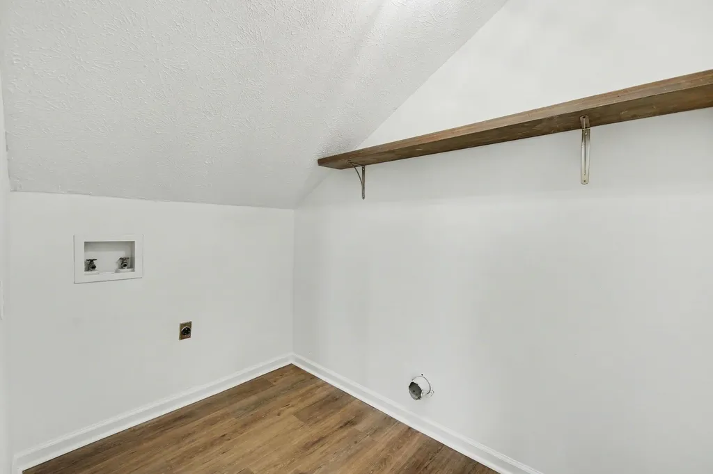 34 Circle Way Lancaster KY 40444