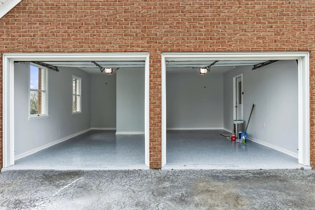 209 Oregon Road Salvisa KY 40372
