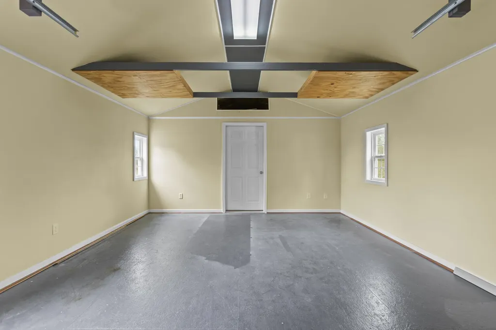 209 Oregon Road Salvisa KY 40372