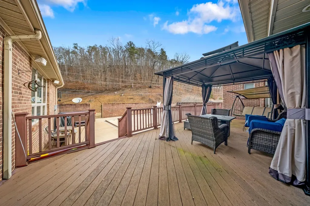 446 Cedar Creek Road Pikeville KY 41501