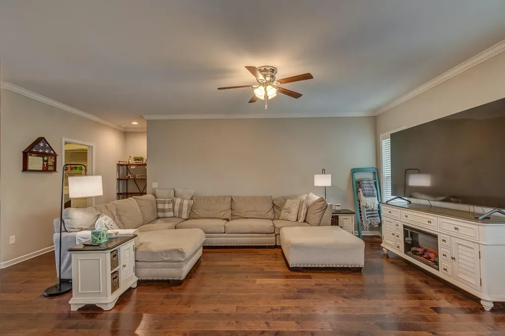 103 Windsong Way Georgetown KY 40324