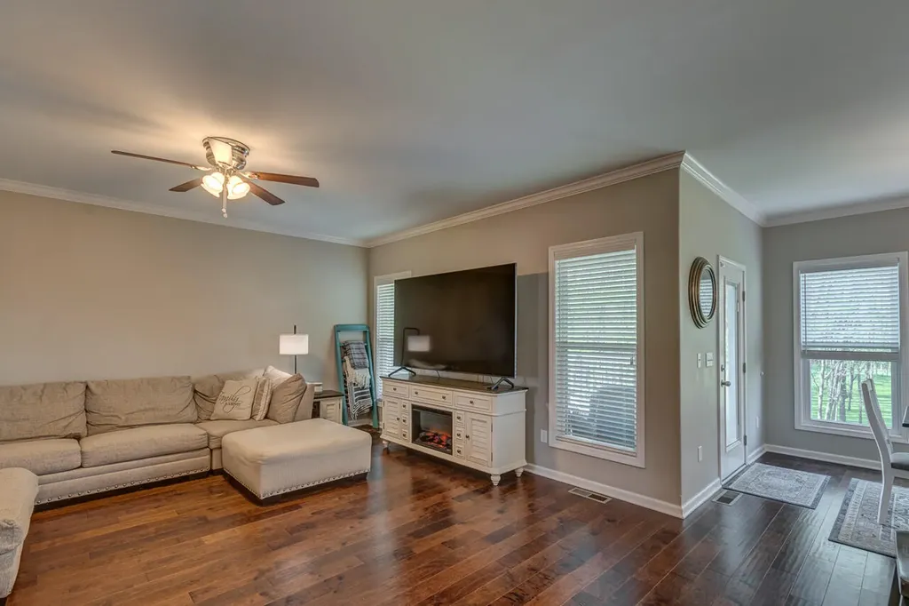 103 Windsong Way Georgetown KY 40324