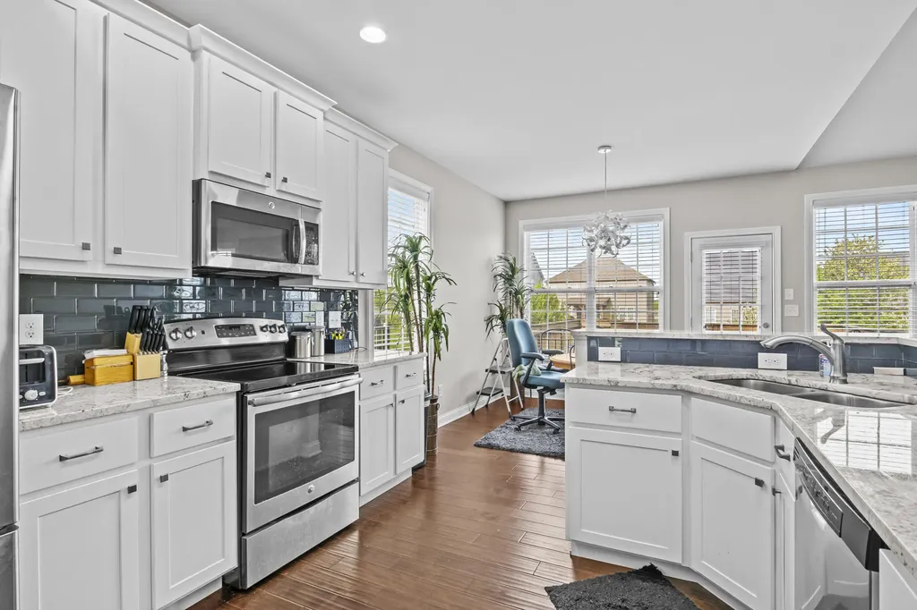 2009 Haddrell Cove Lexington KY 40509