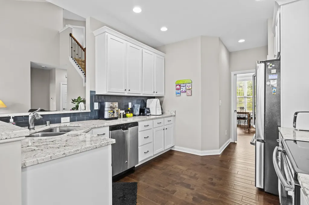2009 Haddrell Cove Lexington KY 40509