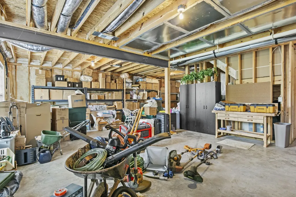 2009 Haddrell Cove Lexington KY 40509