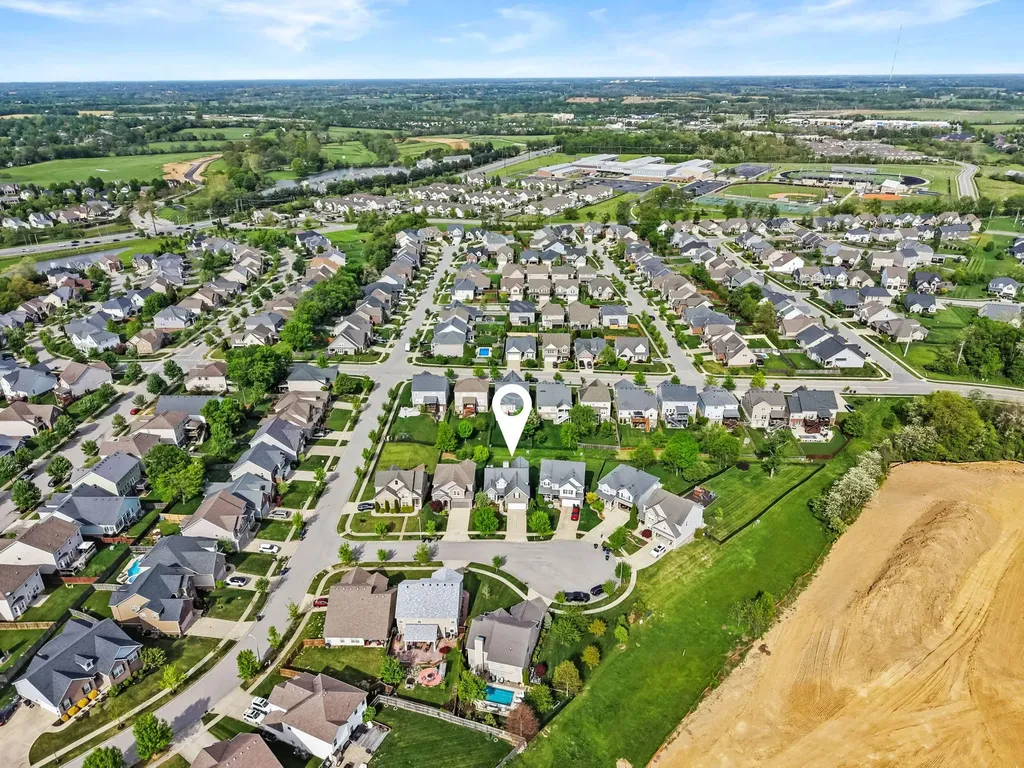 2009 Haddrell Cove Lexington KY 40509