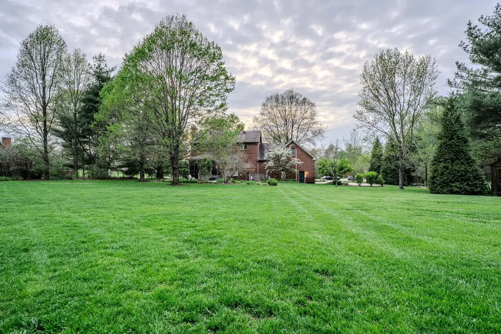 1021 Wesbend Drive Frankfort KY 40601