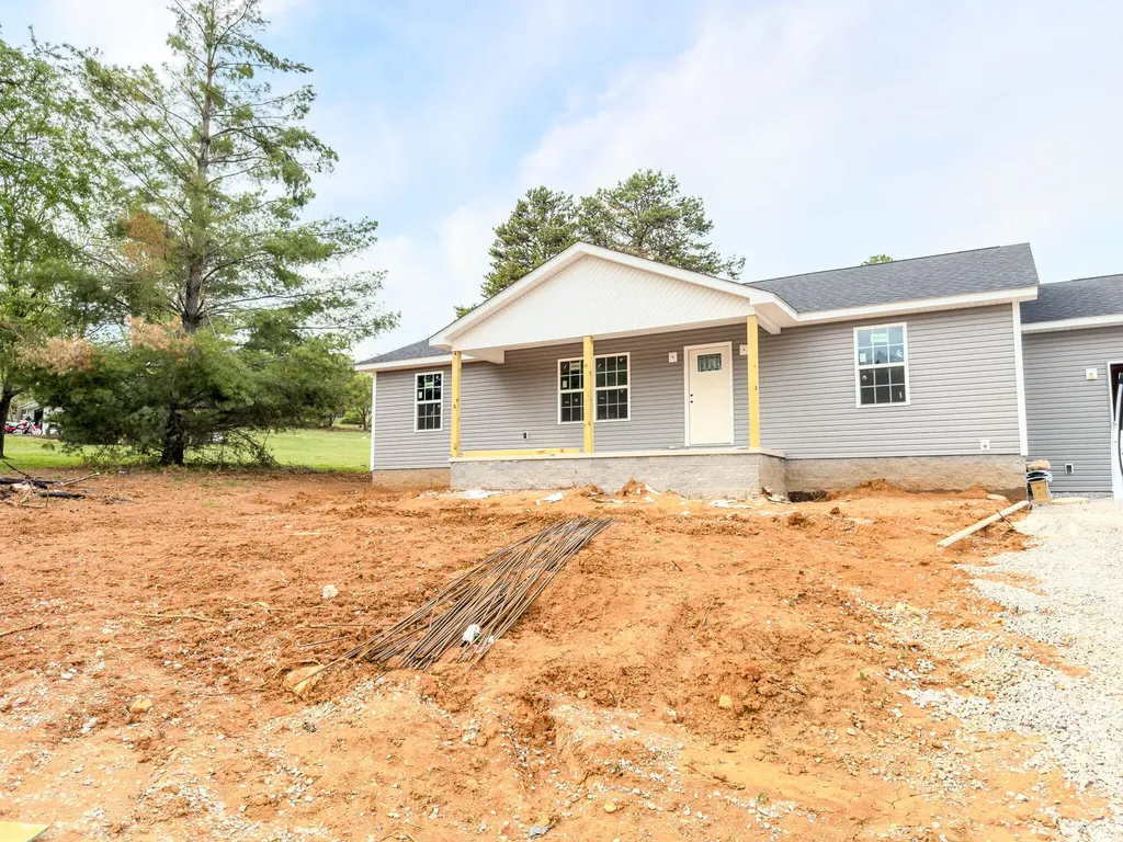 519 Forest Ridge Circle Bronston KY 42518