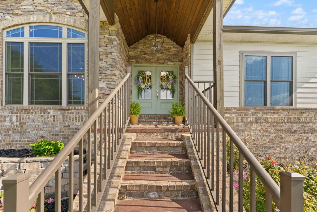 218 Gladstone Wesley Road Science Hill KY 42553