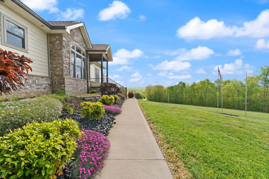 218 Gladstone Wesley Road Science Hill KY 42553