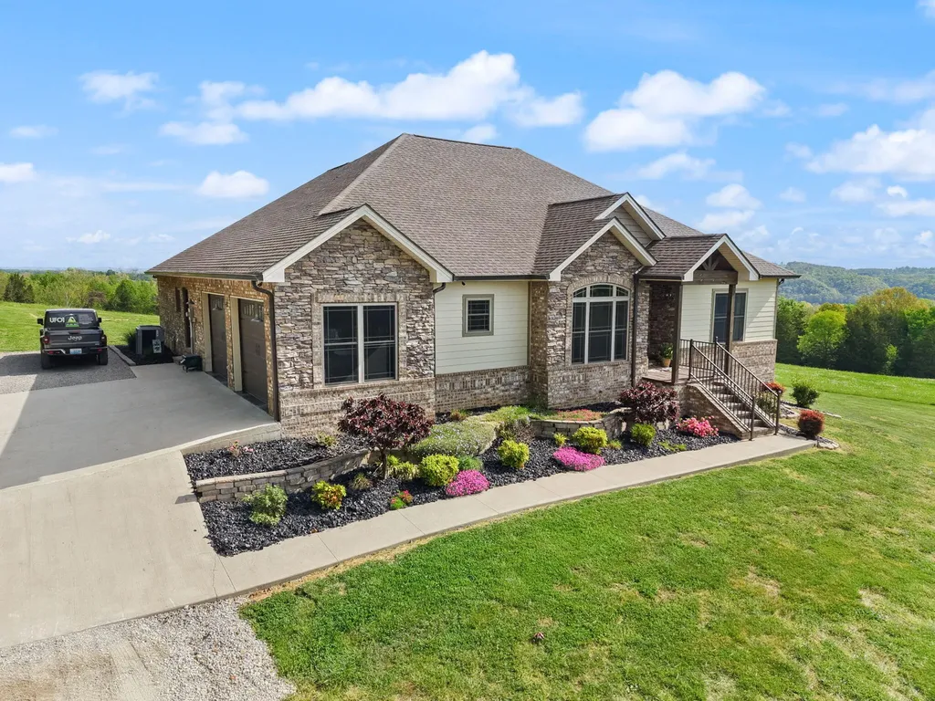218 Gladstone Wesley Road Science Hill KY 42553