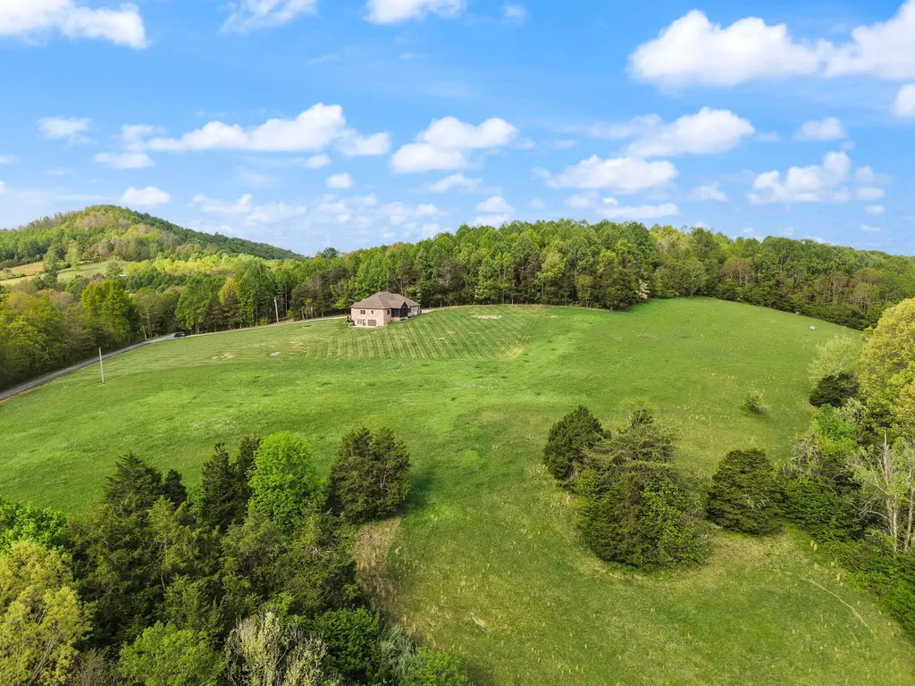 218 Gladstone Wesley Road Science Hill KY 42553
