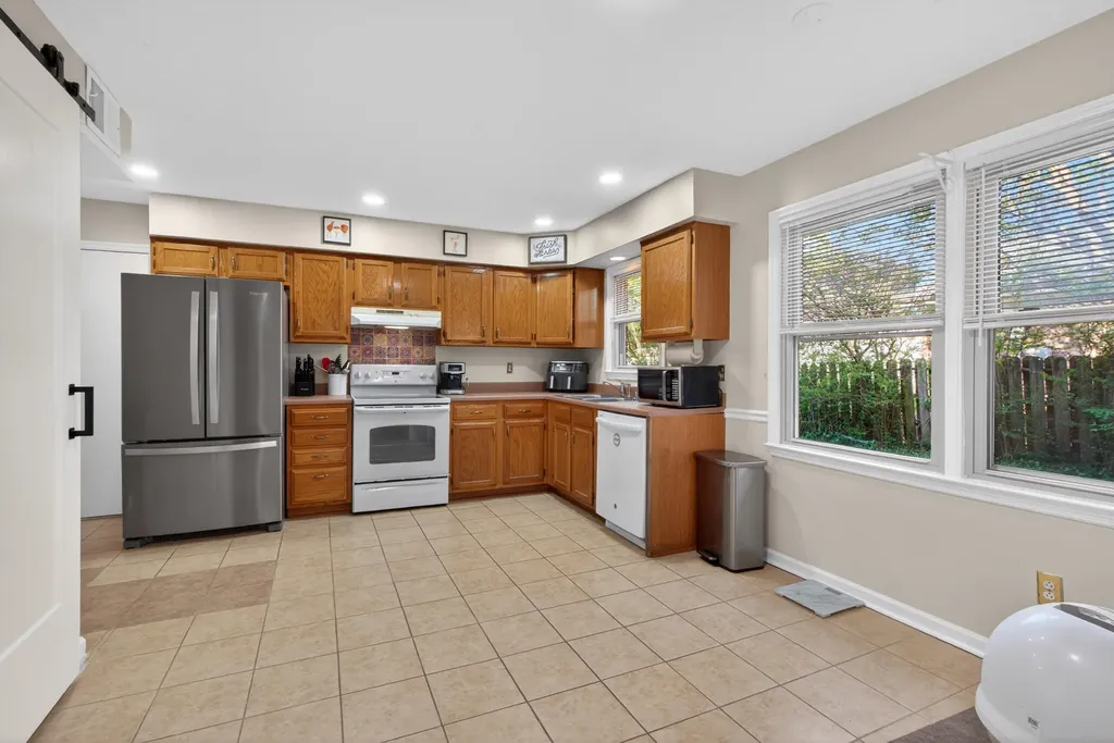 1648 Crossen Way Lexington KY 40515