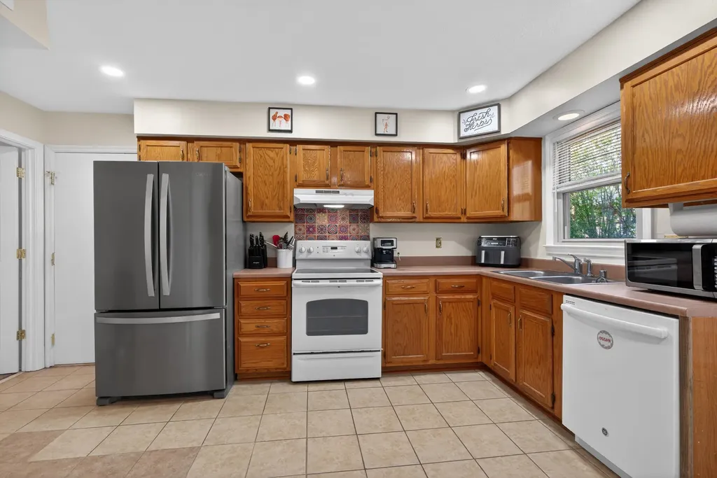 1648 Crossen Way Lexington KY 40515