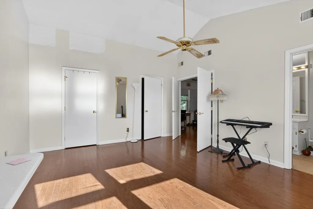 1648 Crossen Way Lexington KY 40515