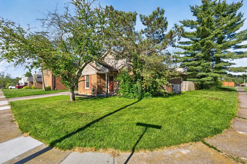 1648 Crossen Way Lexington KY 40515