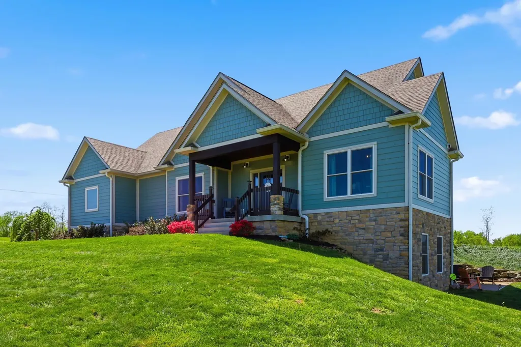 100 Collins Risk Road Georgetown KY 40324
