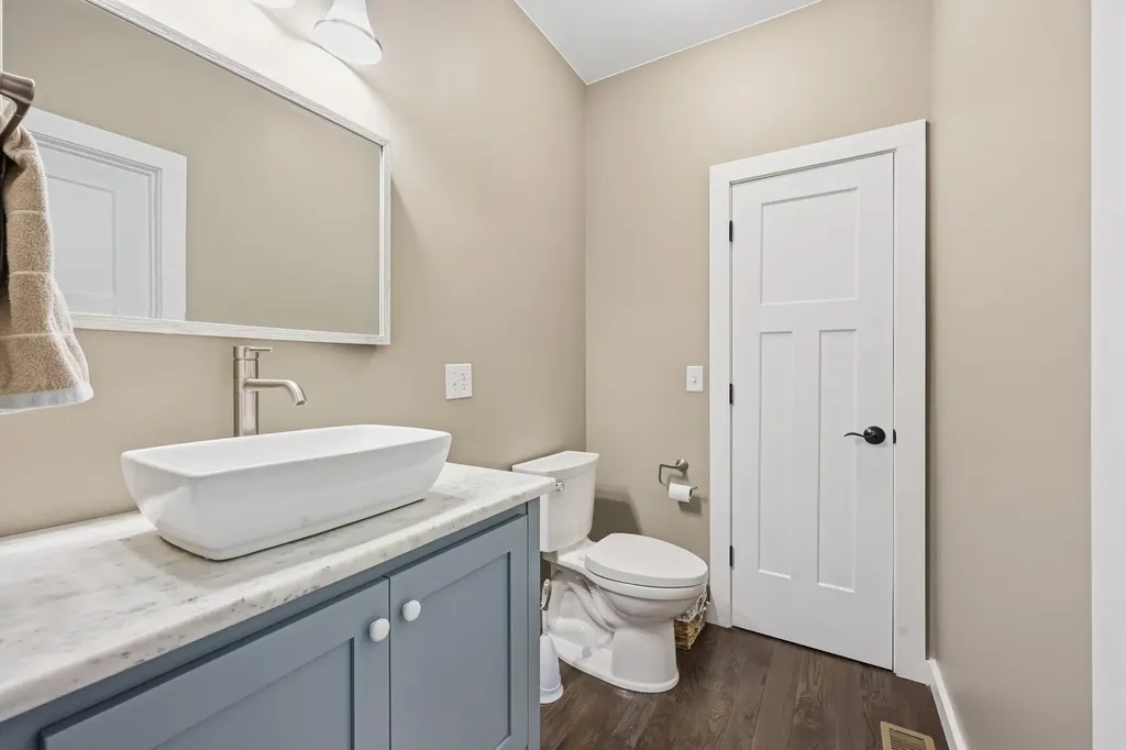 100 Collins Risk Road Georgetown KY 40324