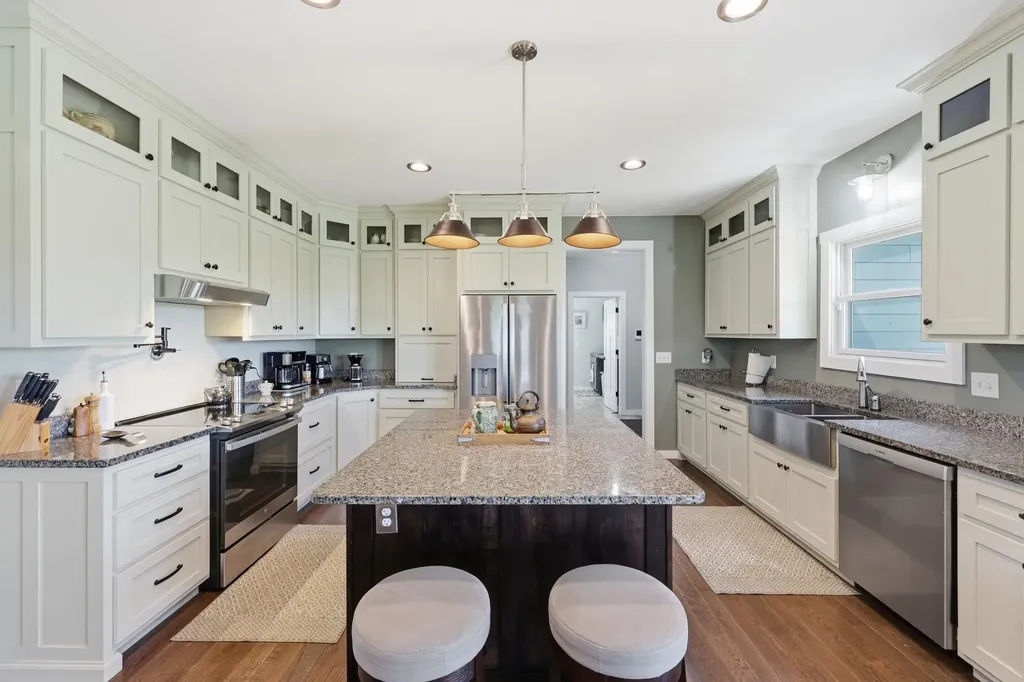 100 Collins Risk Road Georgetown KY 40324