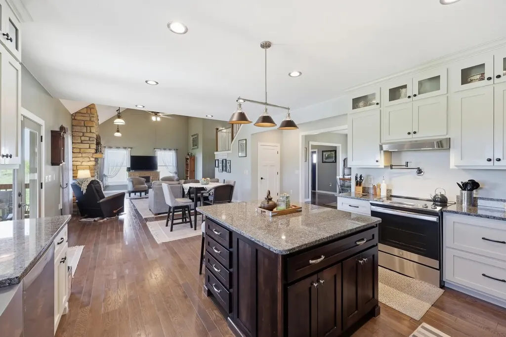 100 Collins Risk Road Georgetown KY 40324