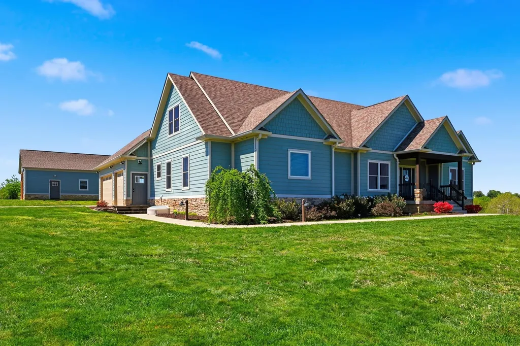 100 Collins Risk Road Georgetown KY 40324