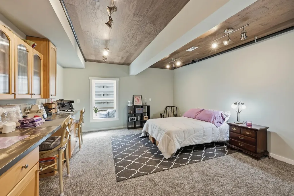 100 Collins Risk Road Georgetown KY 40324