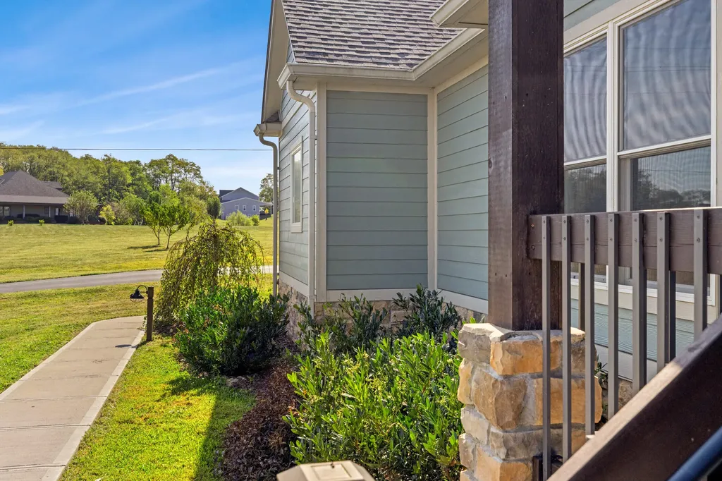 100 Collins Risk Road Georgetown KY 40324