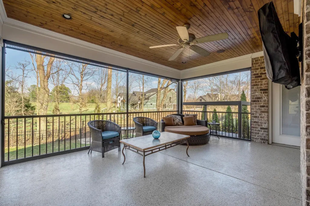 2945 Blackford Parkway Lexington KY 40509