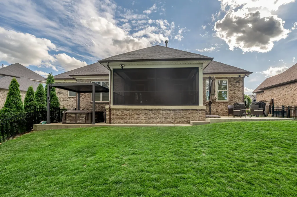 2945 Blackford Parkway Lexington KY 40509