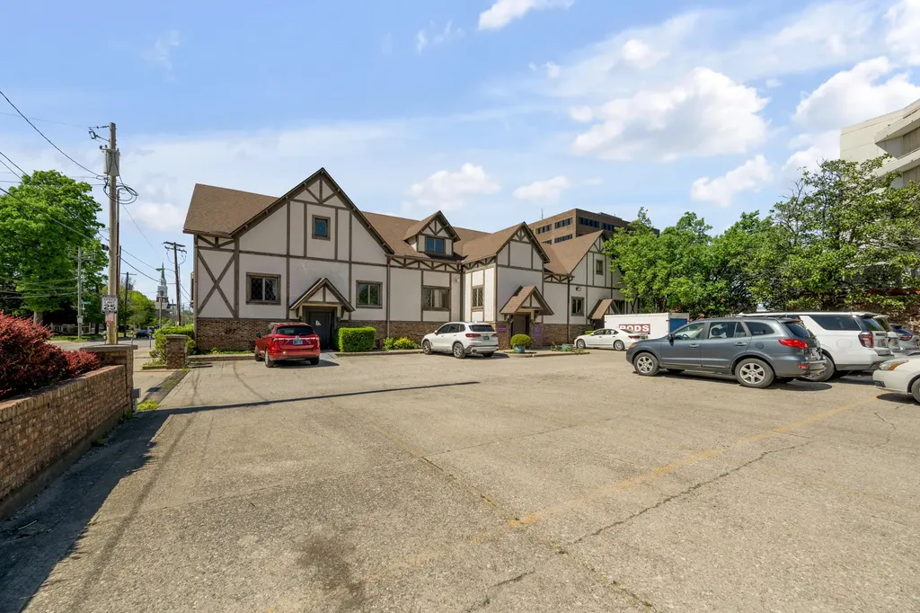 277 E High Street Lexington KY 40507