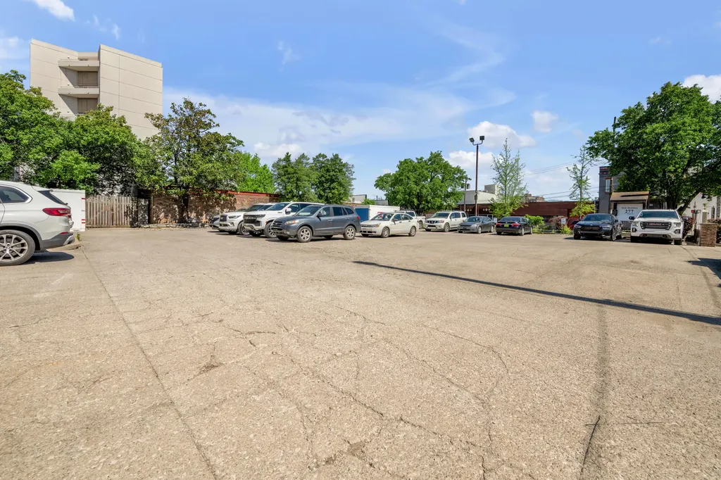 277 E High Street Lexington KY 40507