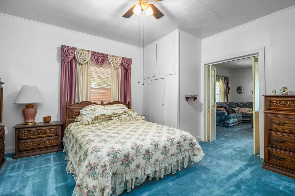 7409 Highway 490 East Bernstadt KY 40729