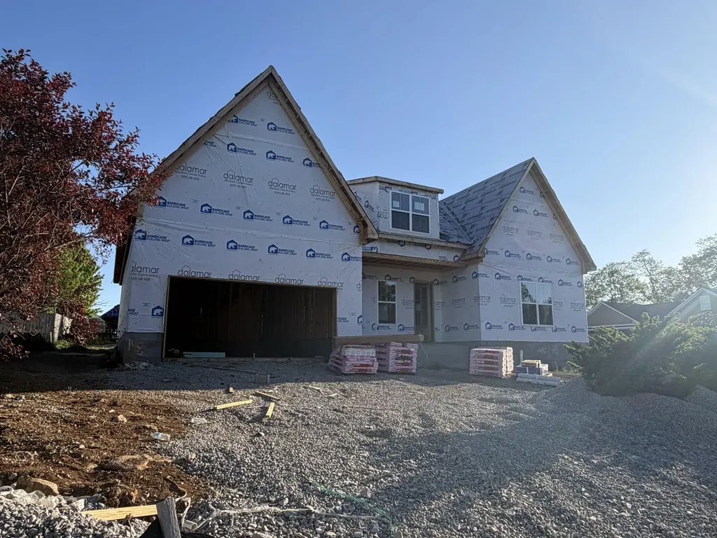 4065 Greentree Road Versailles KY 40383